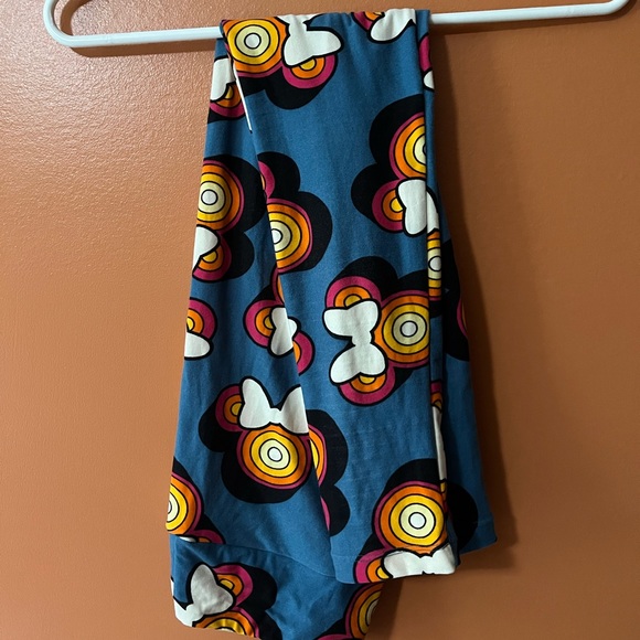 LuLaRoe Disney Leggings - Picture 1 of 3